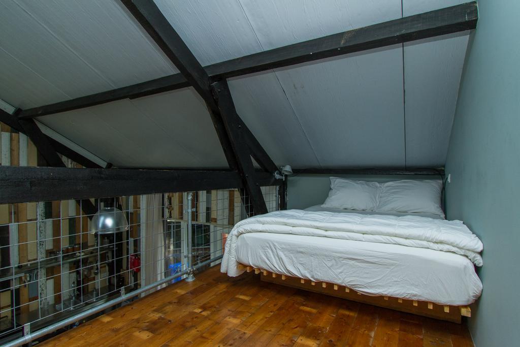 Apartamento Paardenstal, Private House With Wifi And Free Parking For 1 Car Weesp Exterior foto